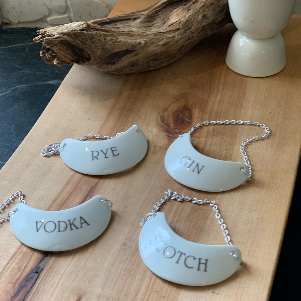 ABBOTT | Set of 4 | Liquor Decanter  Tags Labels